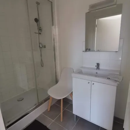 Chez Léa - Aux Pieds De La Cathédrale *