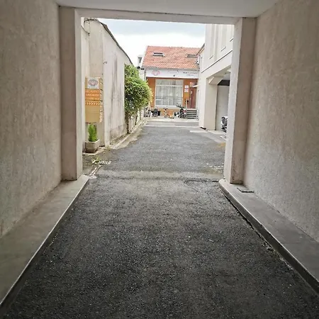 Apartment Chez Lea - Aux Pieds De La Cathedrale