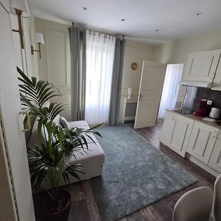 Chez Lea - Aux Pieds De La Cathedrale