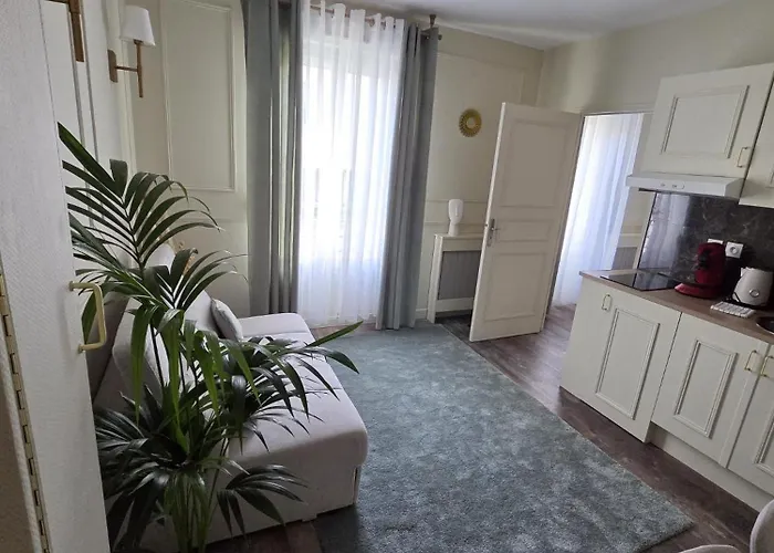 Chez Lea - Aux Pieds De La Cathedrale